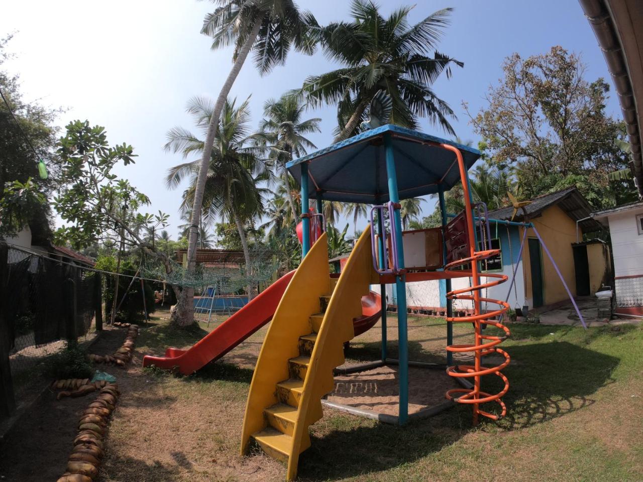 Shrinith'S Place - Dodanduwa Hikkaduwa Exterior photo